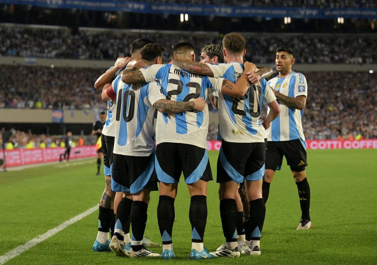 FOTO: Argentina se florea ante Bolivia (FOTO: Conmebol) 