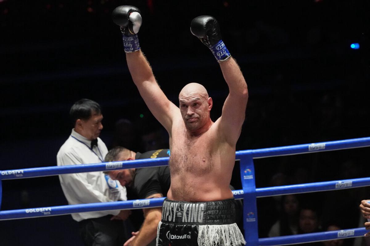 Tyson Fury sugiere que la pelea con Joshua se cayó y reta a Usyk a una trilogía