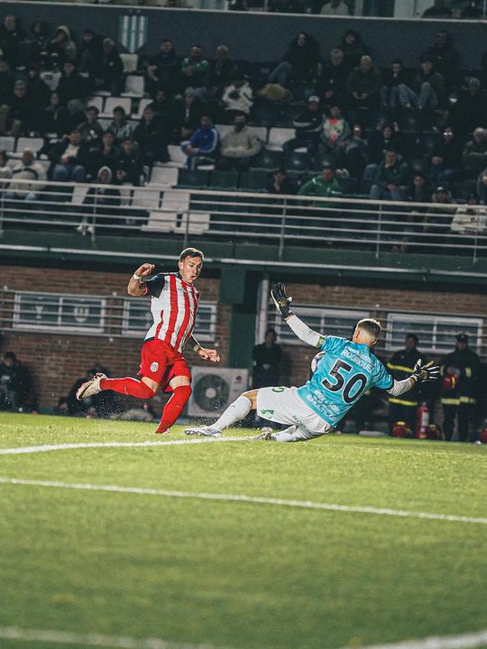 Barracas Central empata con Banfield y suma siete partidos sin victorias en el Clausura 2026