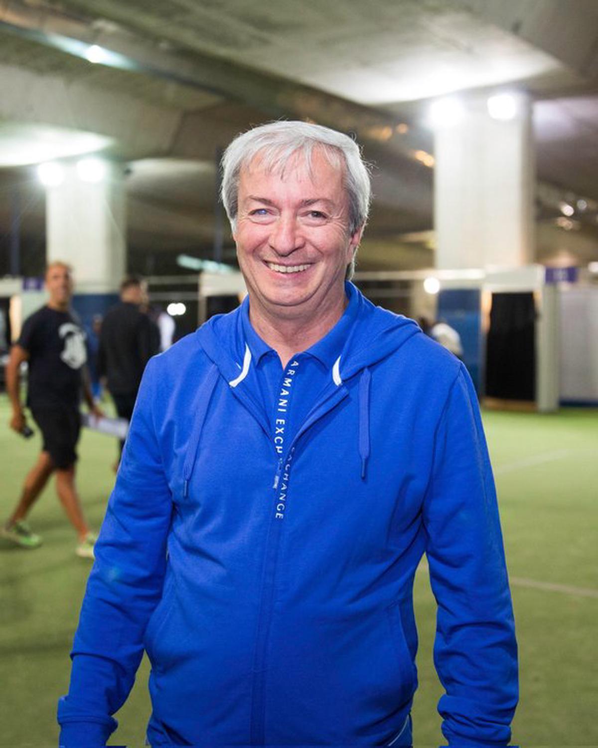 El presidente de Vélez, Fabián Berlanga, defendió a Claudio Tapia.