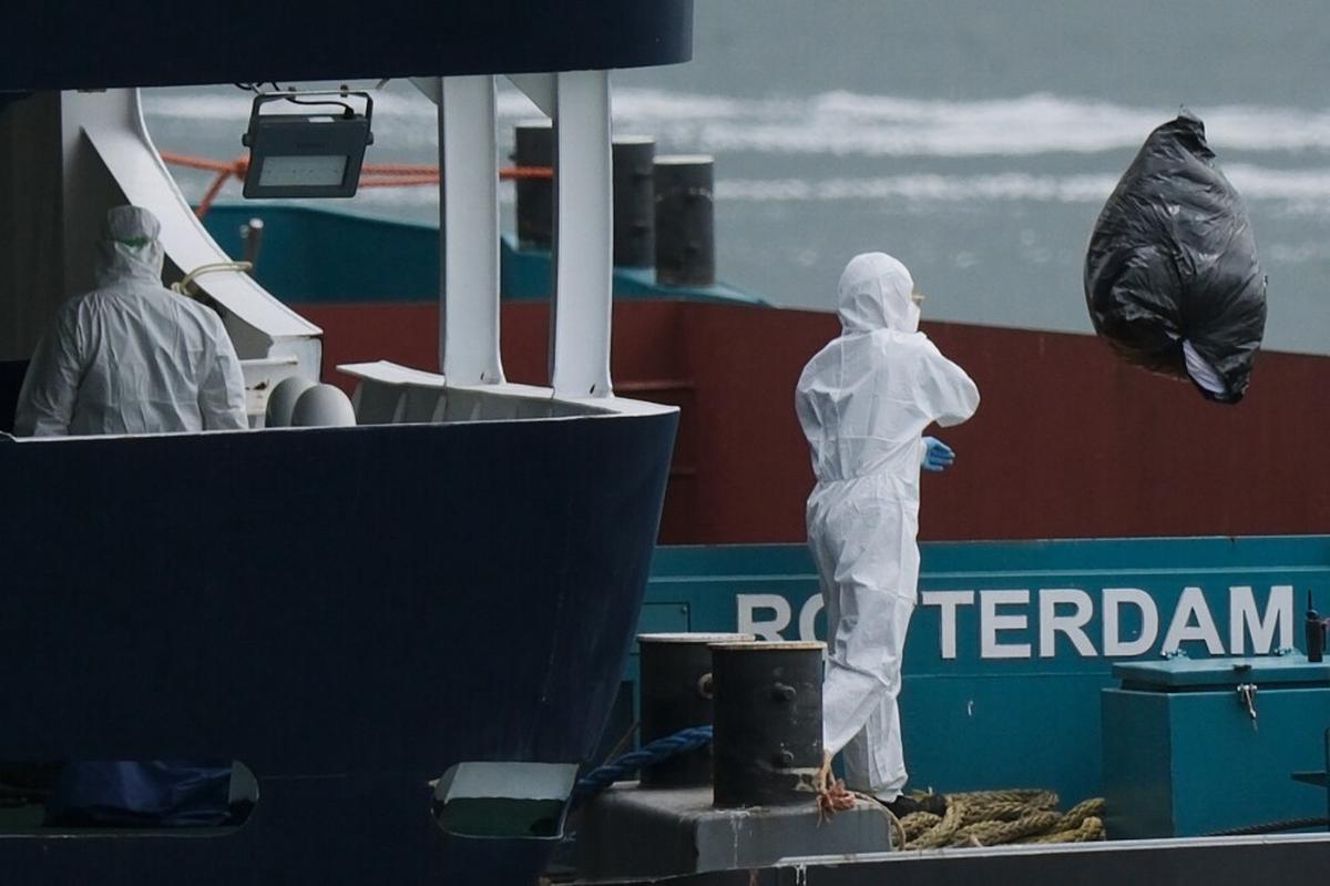 Autoridades sanitarias de EEUU ponen en cuarentena a 2 pasajeros de crucero por hantavirus