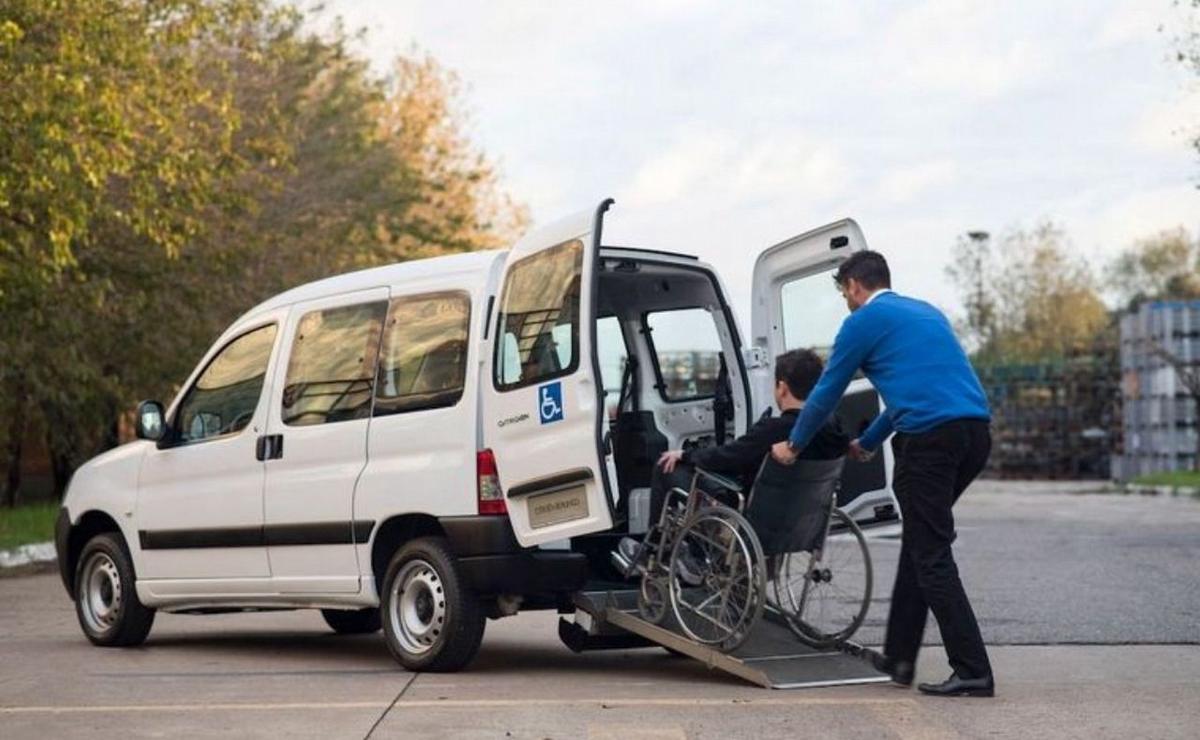 La historia del mecánico cordobés que adaptó más de 400 autos para personas con discapacidad.