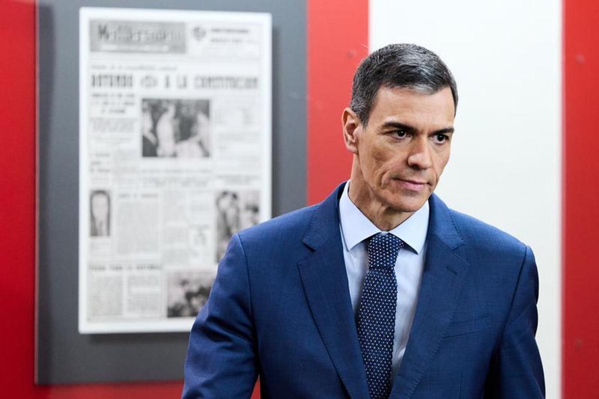 La policía española se presentó este miércoles en la sede del Partido Socialista (PSOE).