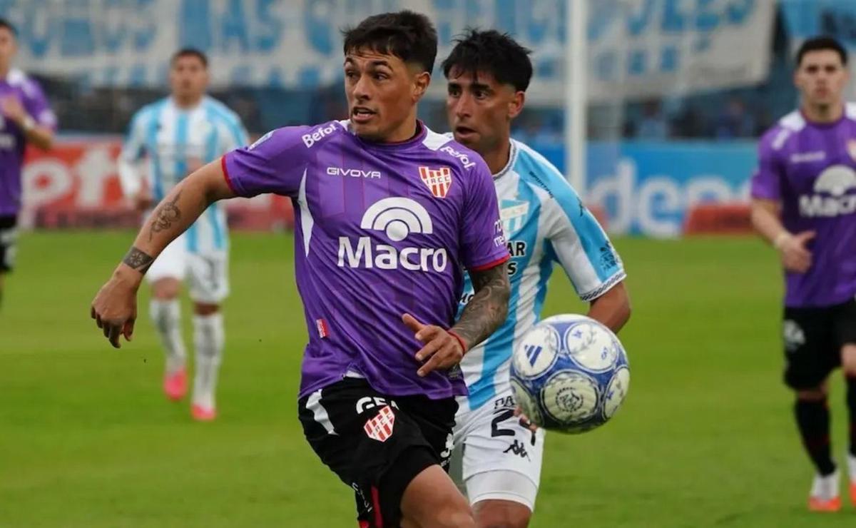 Instituto en su visita a Atlético Tucumán.
