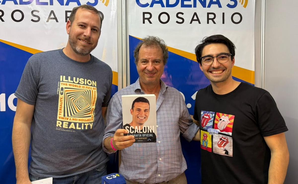 Diego Borinsky presentó la biografía de Scaloni en la Feria del Libro de Rosario.