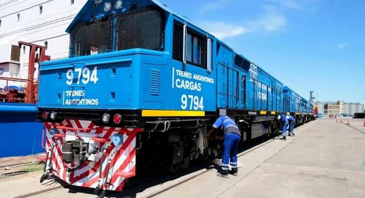 Gobierno busca concesionar líneas clave para revitalizar el transporte de cargas