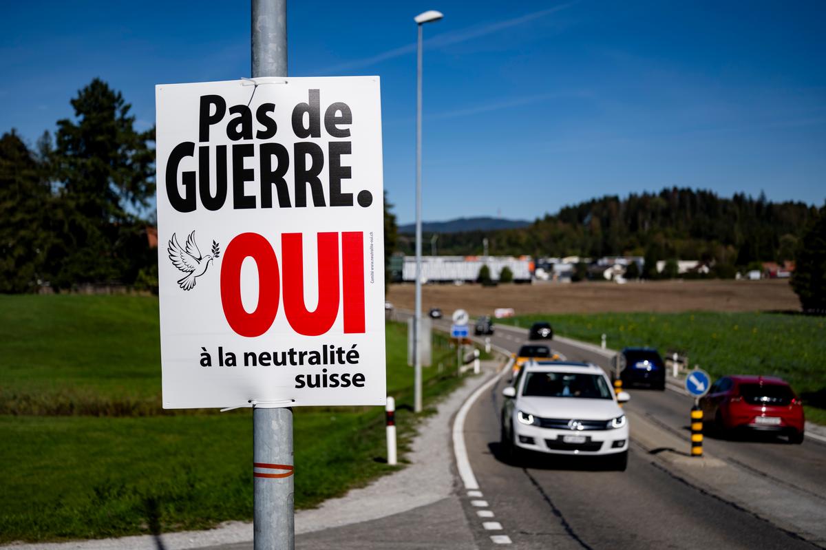 Resultados preliminares: Suiza se inclina por rechazar estricta aplicación de neutralidad