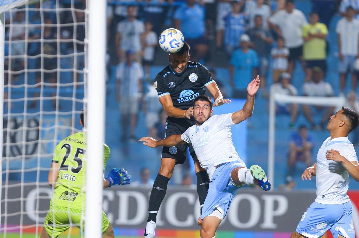 FOTO: Belgrano se impuso en su visita a Atlético Tucumán. (Foto: CAB)