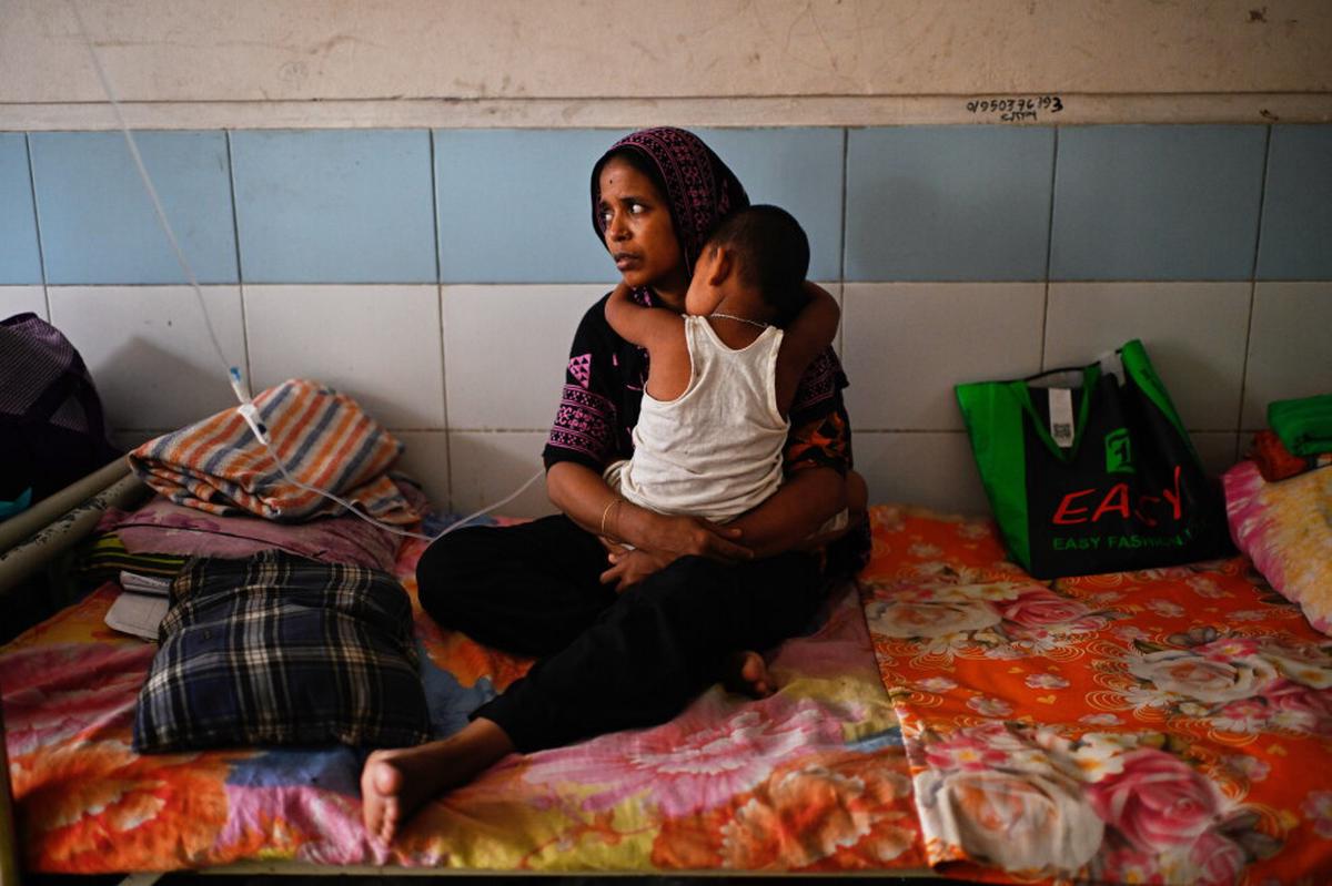 Casi 1.000 muertos en posibles casos de sarampión mientras Bangladesh lucha por contener el brote