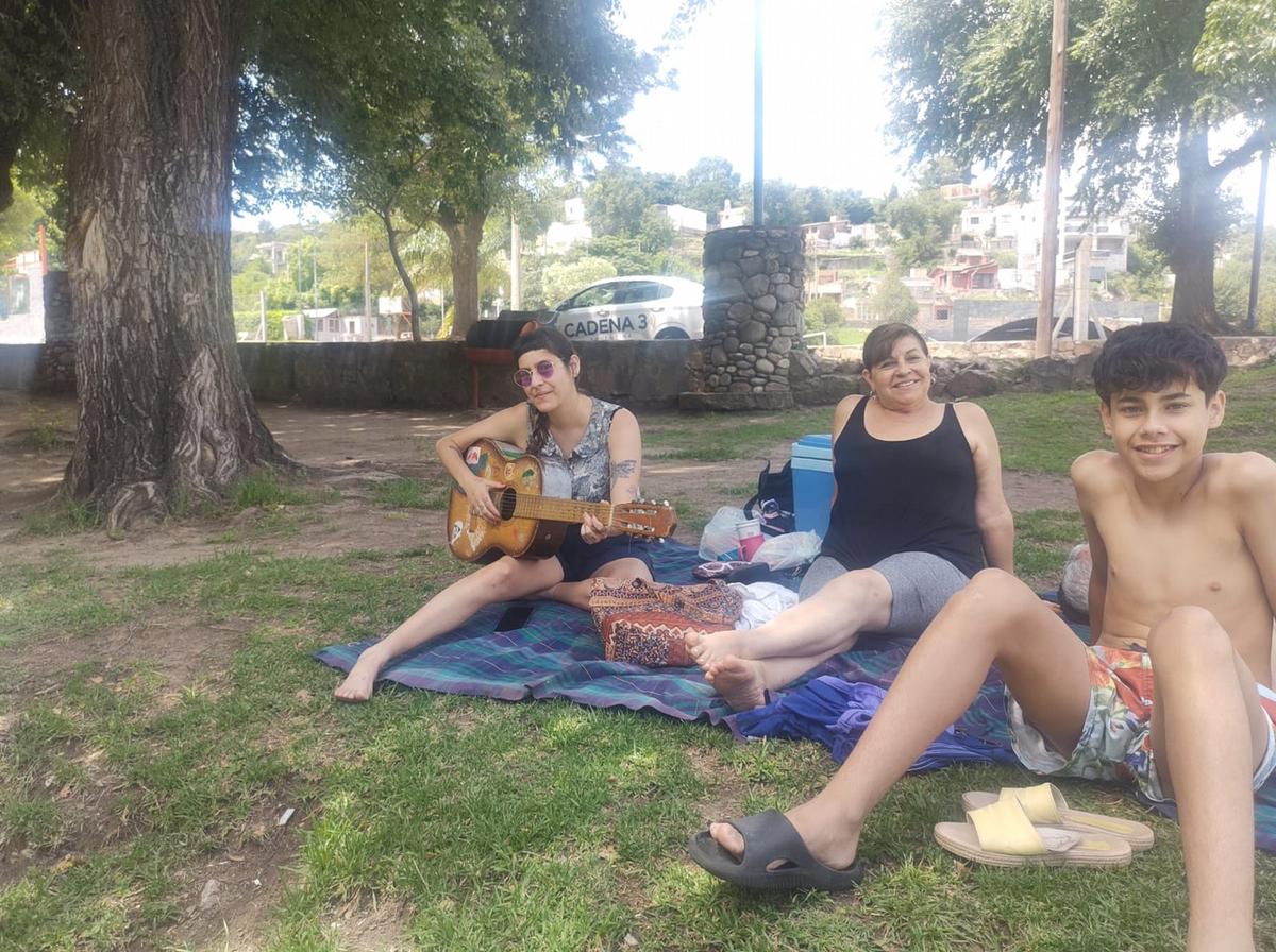 FOTO: Río Ceballos: un verano vibrante en las Sierras Chicas de Córdoba