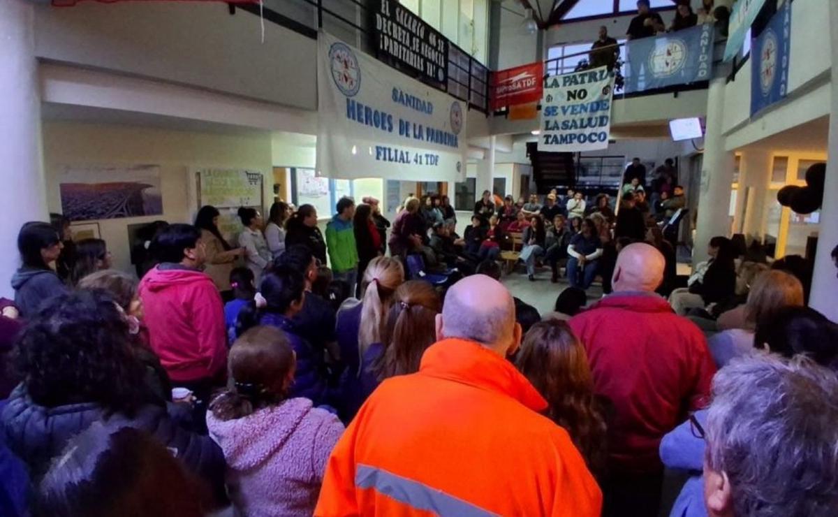 Trabajadores de la salud en Tierra del Fuego rechazan propuesta salarial del gobierno
