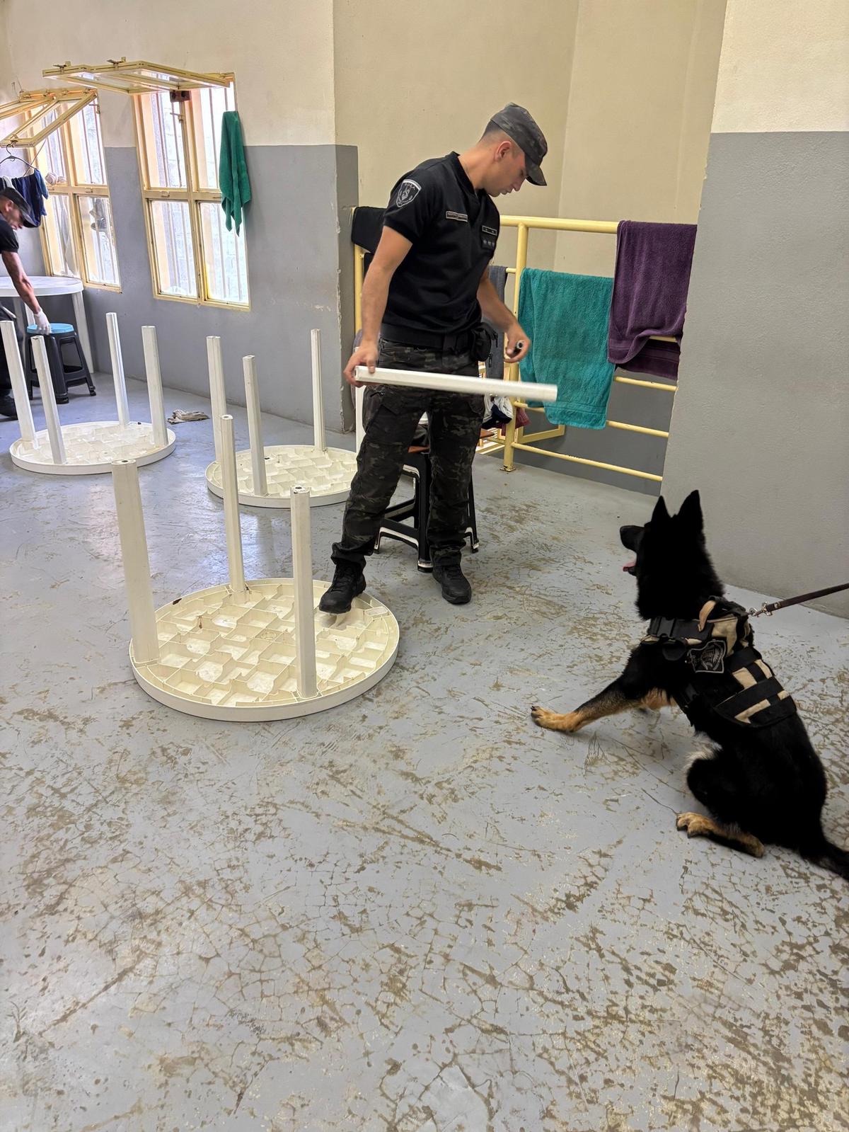 Allanamiento en penitenciaria de Villa María