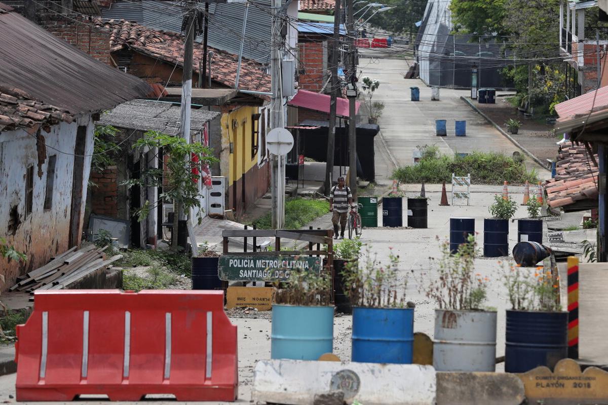 Doce soldados heridos en ataque atribuido a ELN a pocos días de elecciones en Colombia