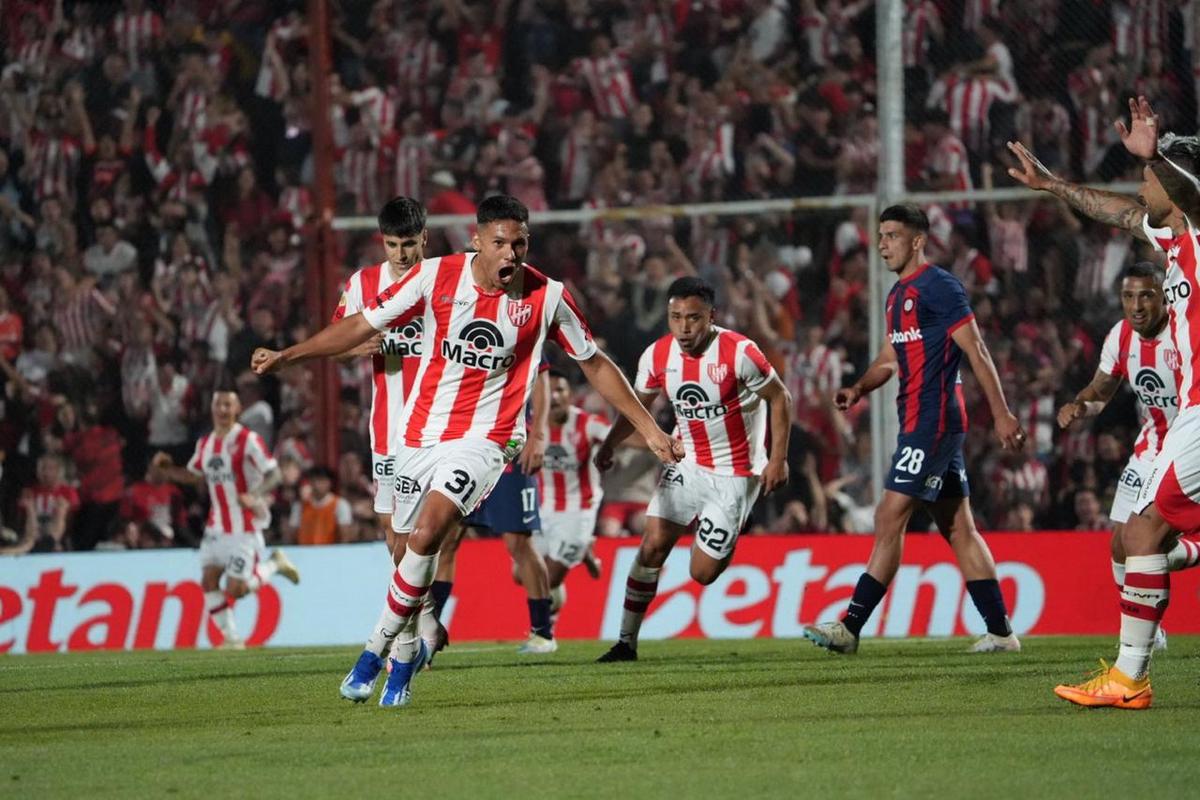 FOTO: Requena grita su gol ante San Lorenzo