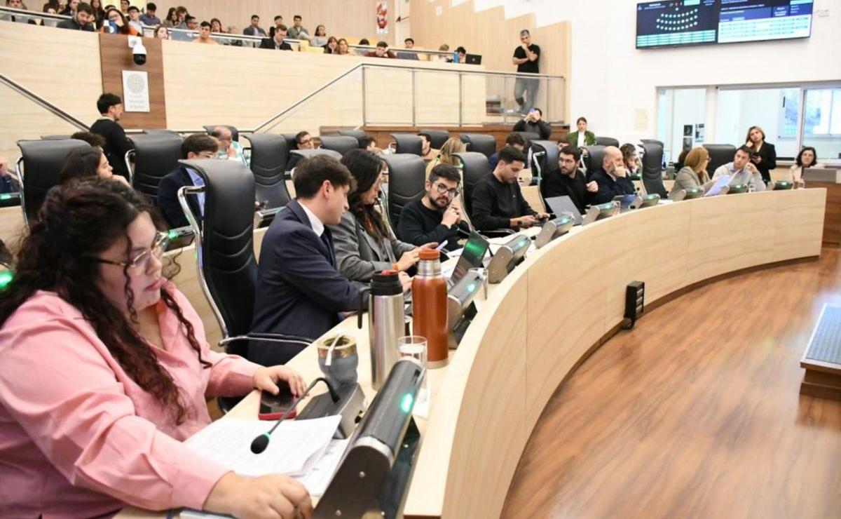 Sesiones legislativas en el Concejo de Rosario.