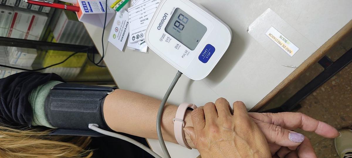 Solo la mitad de los hipertensos recibe tratamiento adecuado en Argentina
