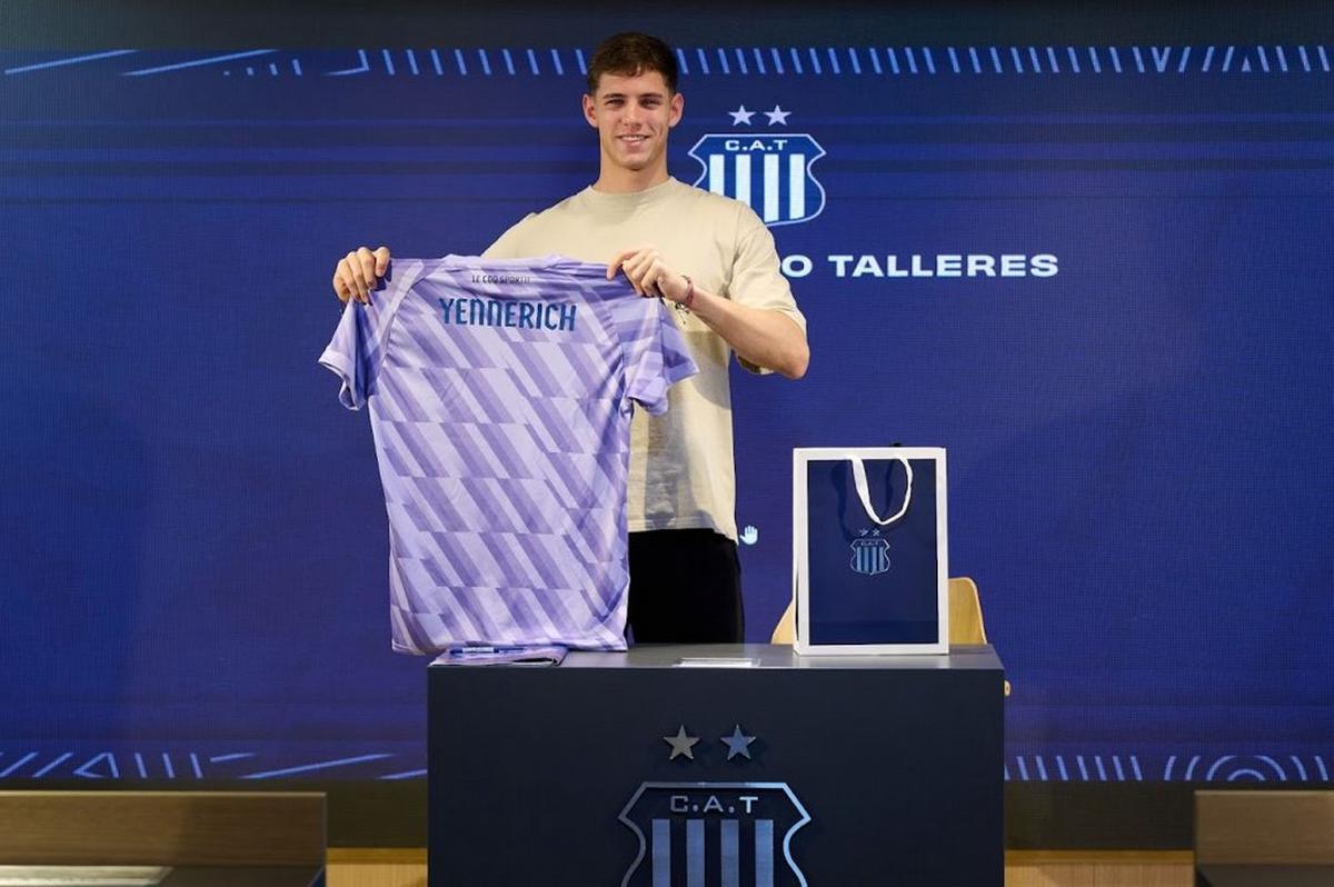 El juvenil arquero Franco Yennerich firmó su primer contrato en la