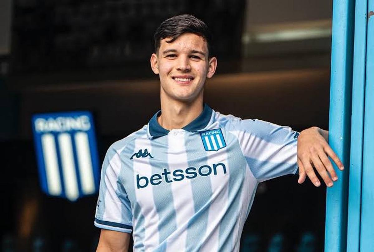 Carboni, uno de los jugadores de Racing que decidió terminar el secundario.