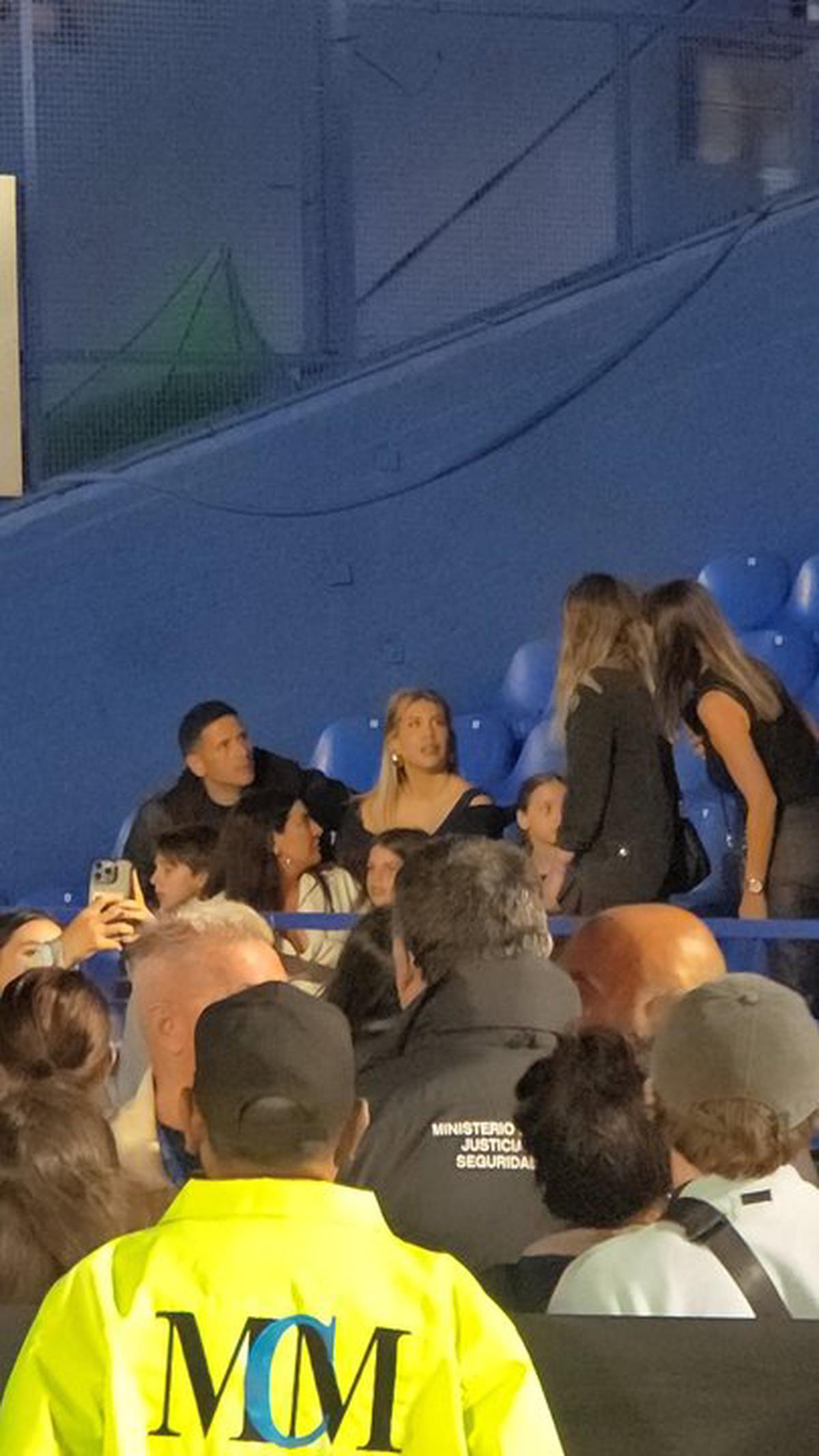 Wanda Nara presente en el show de Shakira en Vélez. Foto: Agencia NA (Redes)