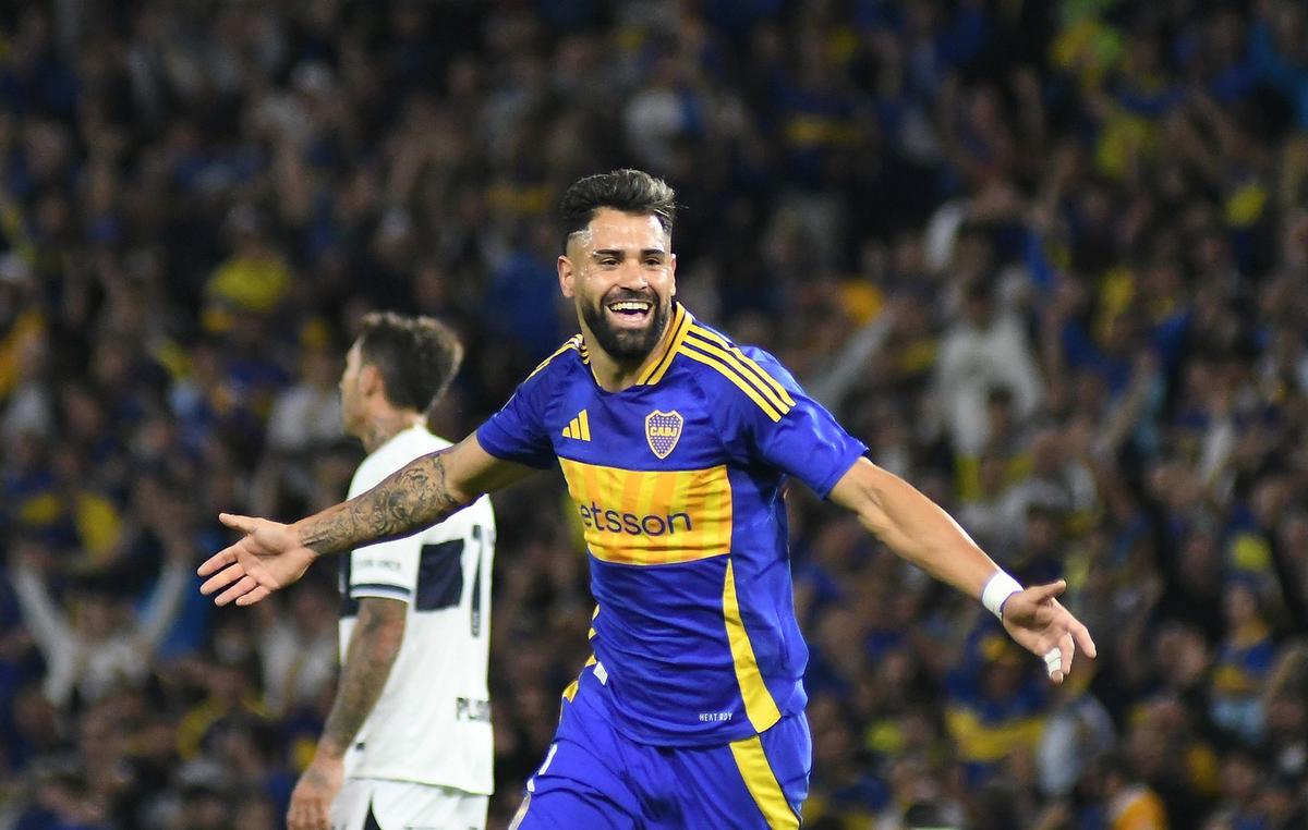 FOTO: Milton Gimenez convirtió para Boca ante Gimnasia. (Foto:Prensa Boca)