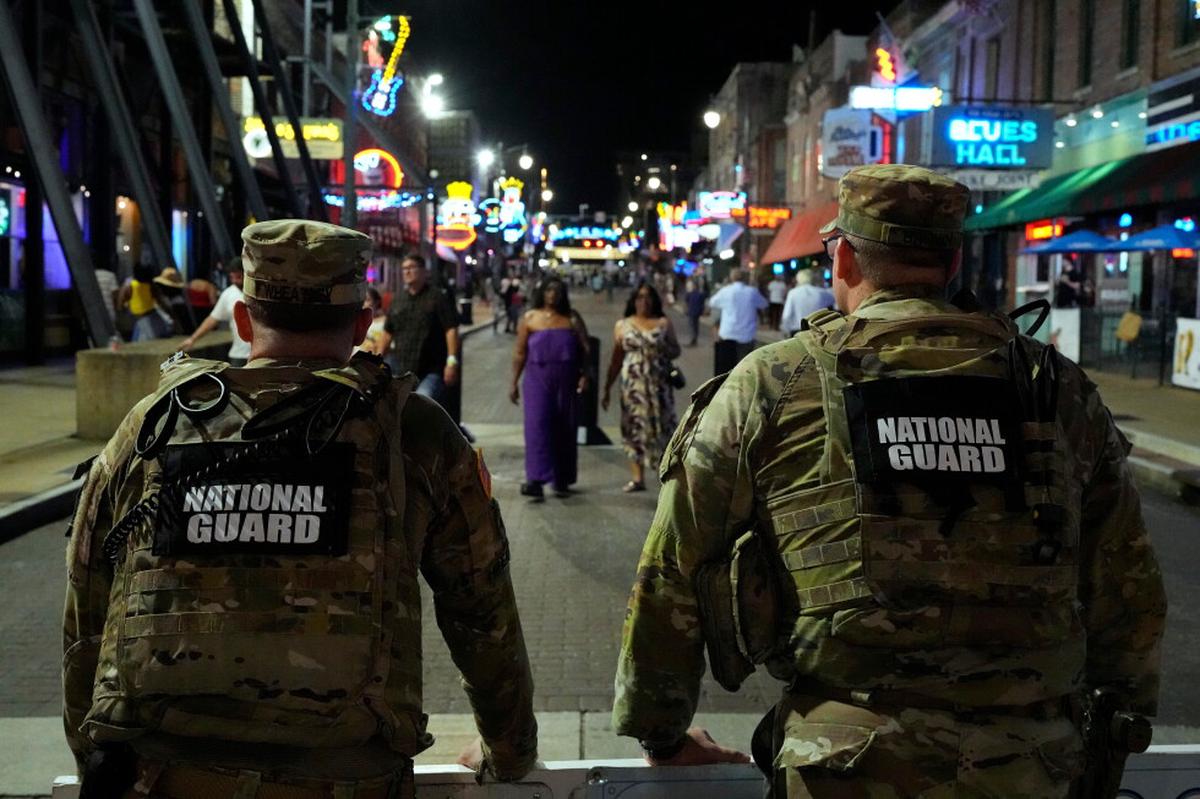 Guardia Nacional de Tennessee mató por la espalda a joven armado, según hallazgos forenses