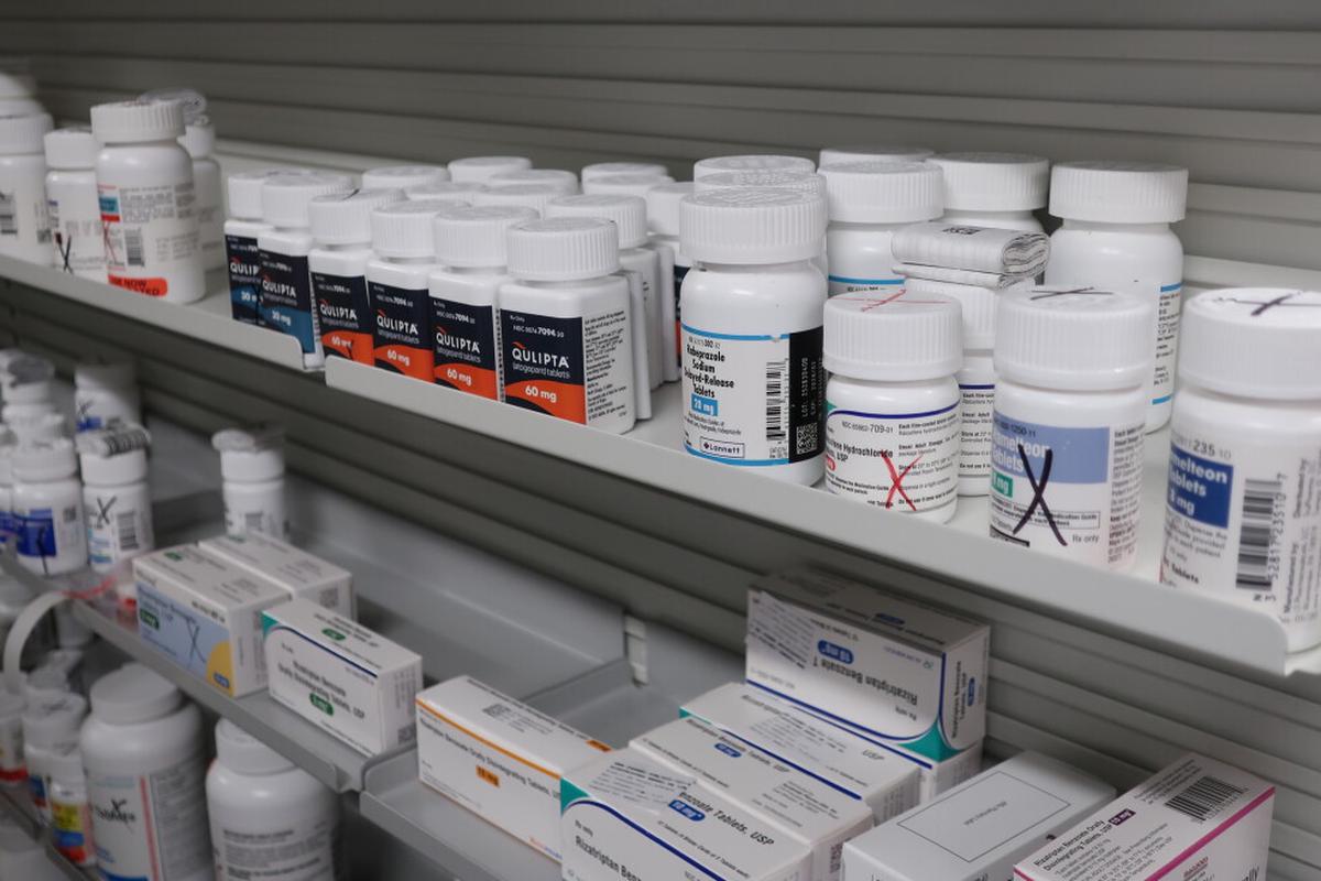 Gobierno de Trump propone norma que ahorraría a Medicare $1.100 millones en medicamentos