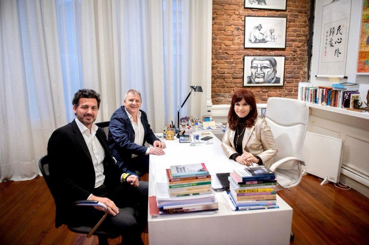 FOTO: Alessandri y Francioni se reunieron con CFK.