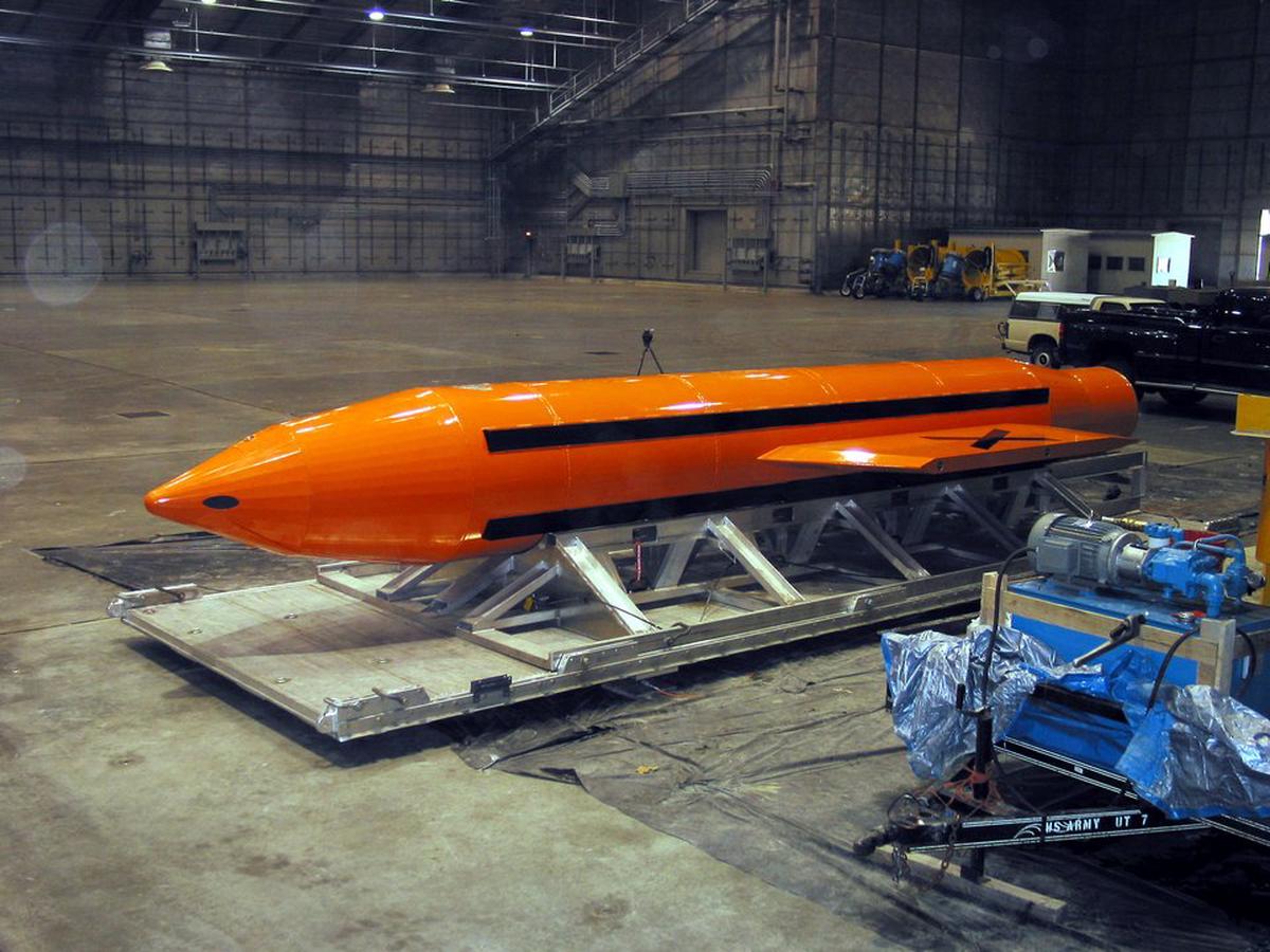 LA bomba GBU-43/B Massive Ordnance Air Blast