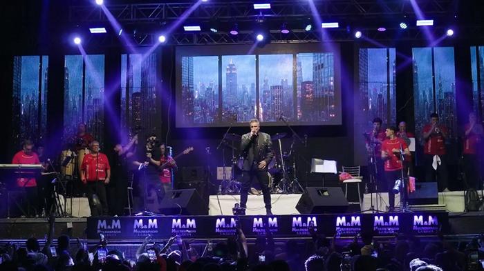 Germain sorprendió con una emotiva versión en vivo de “Que Lloro”