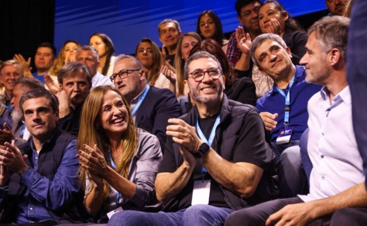 Cumbre del peronismo federal.