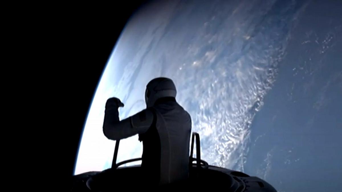 FOTO: Video: SpaceX concretó el primer paseo espacial privado de la historia