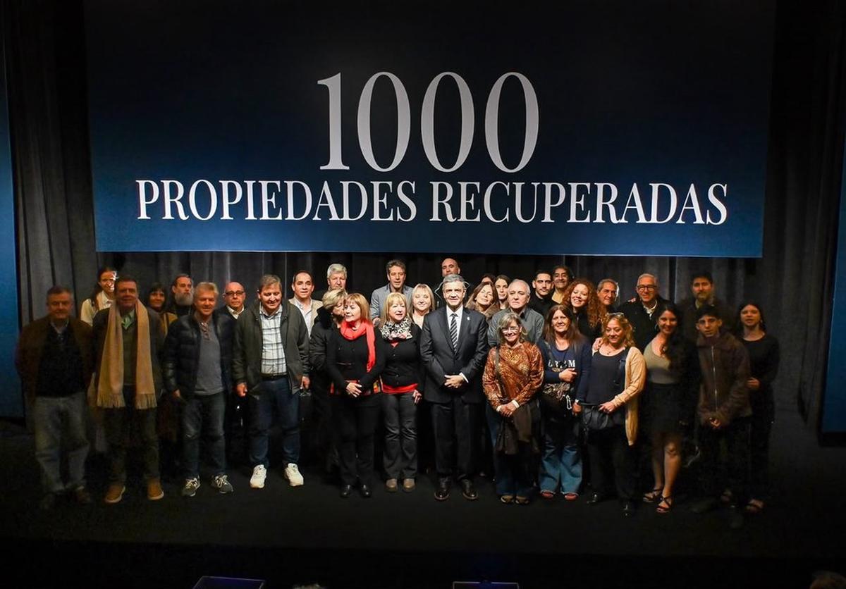 Buenos Aires celebra la devolución de 1.000 propiedades usurpadas a sus legítimos dueños