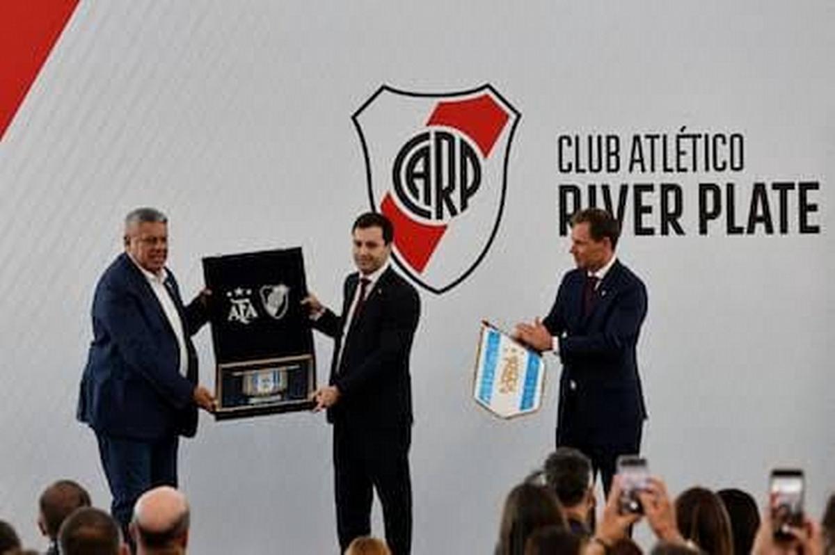 Las diferencias entre River y Tapia, cada vez más pronunciadas