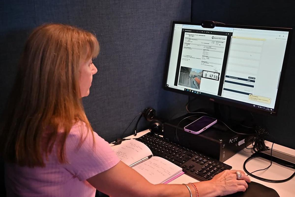 Más de 5.000 porteños ya resolvieron sus multas de tránsito por videollamada