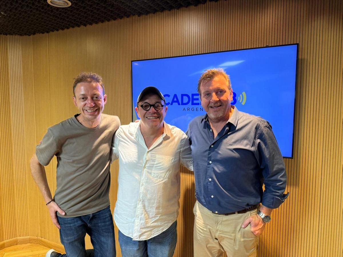 Campi visitó los estudios de Cadena 3.