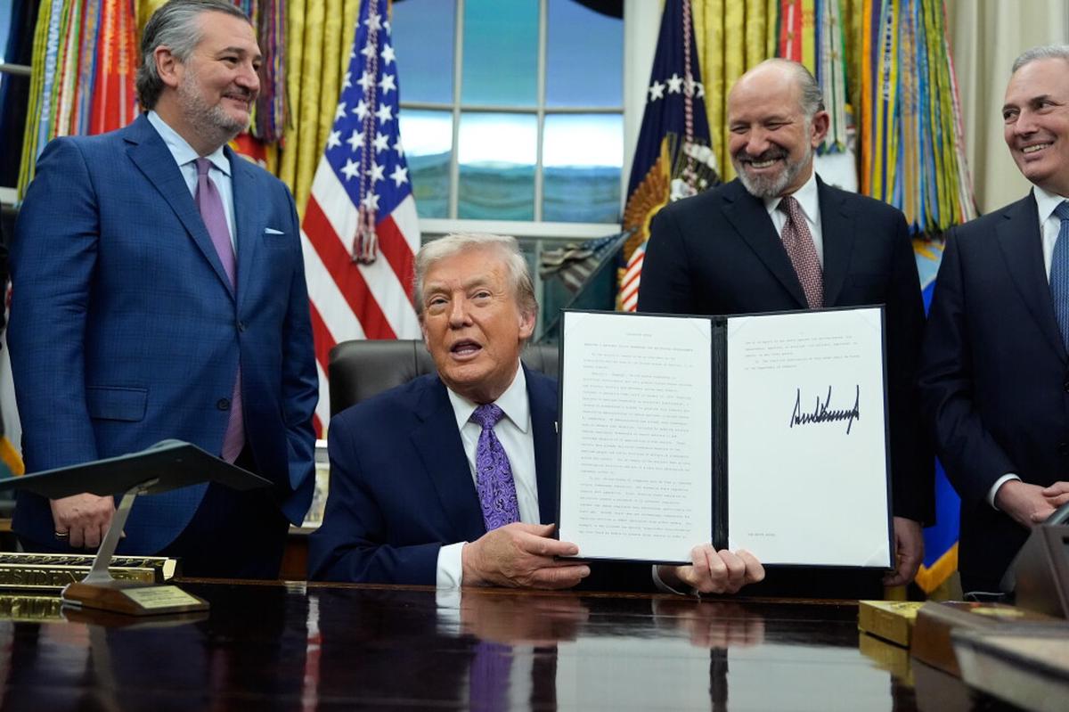 Trump intentó bloquear las regulaciones estatales de IA, pero algunos estados siguen adelante