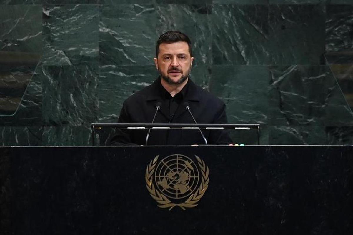 Zelensky inició conversaciones con funcionarios de EE.UU. por la postguerra.