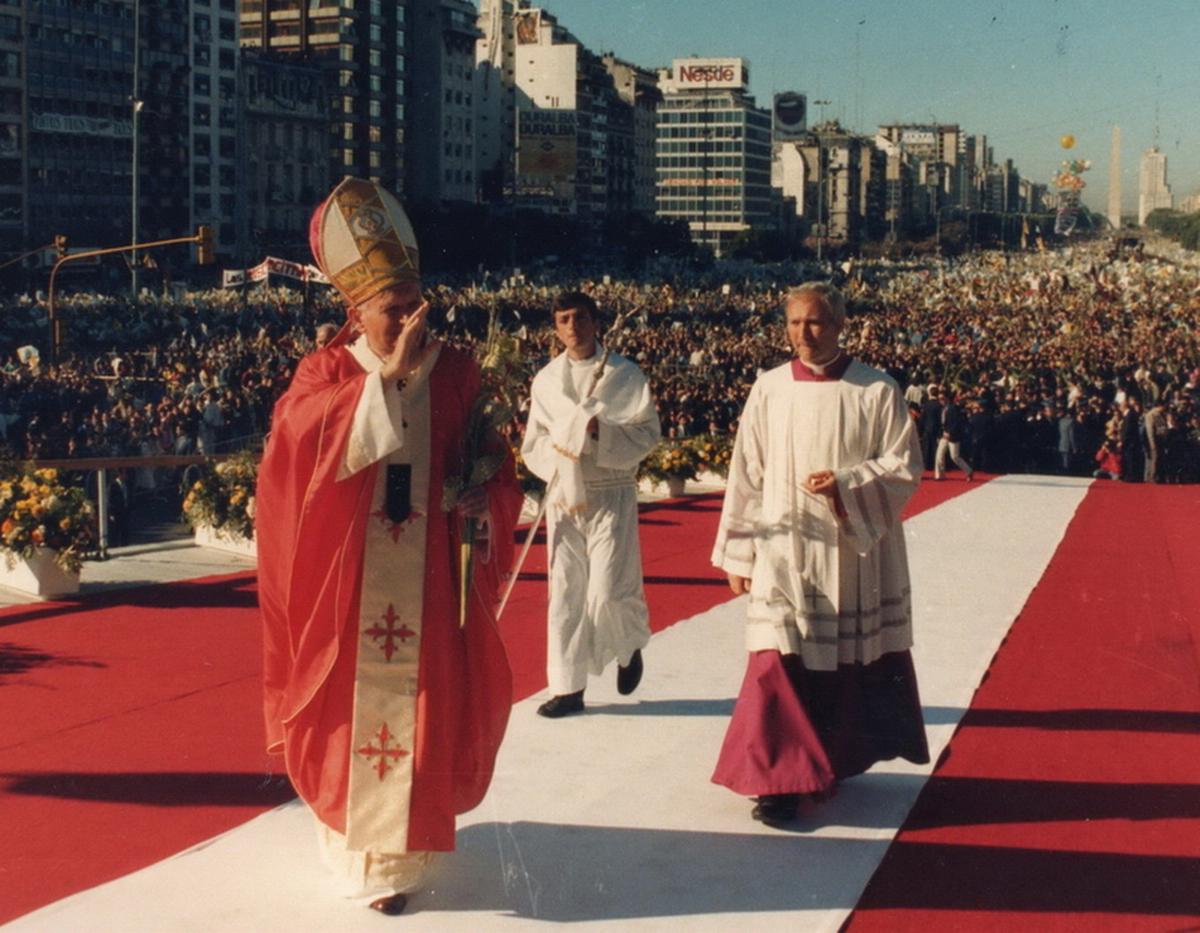 La organización detrás de la visita papal