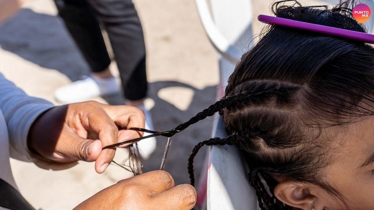 Alerta por lesiones oculares tras usar productos para trenzas en la playa