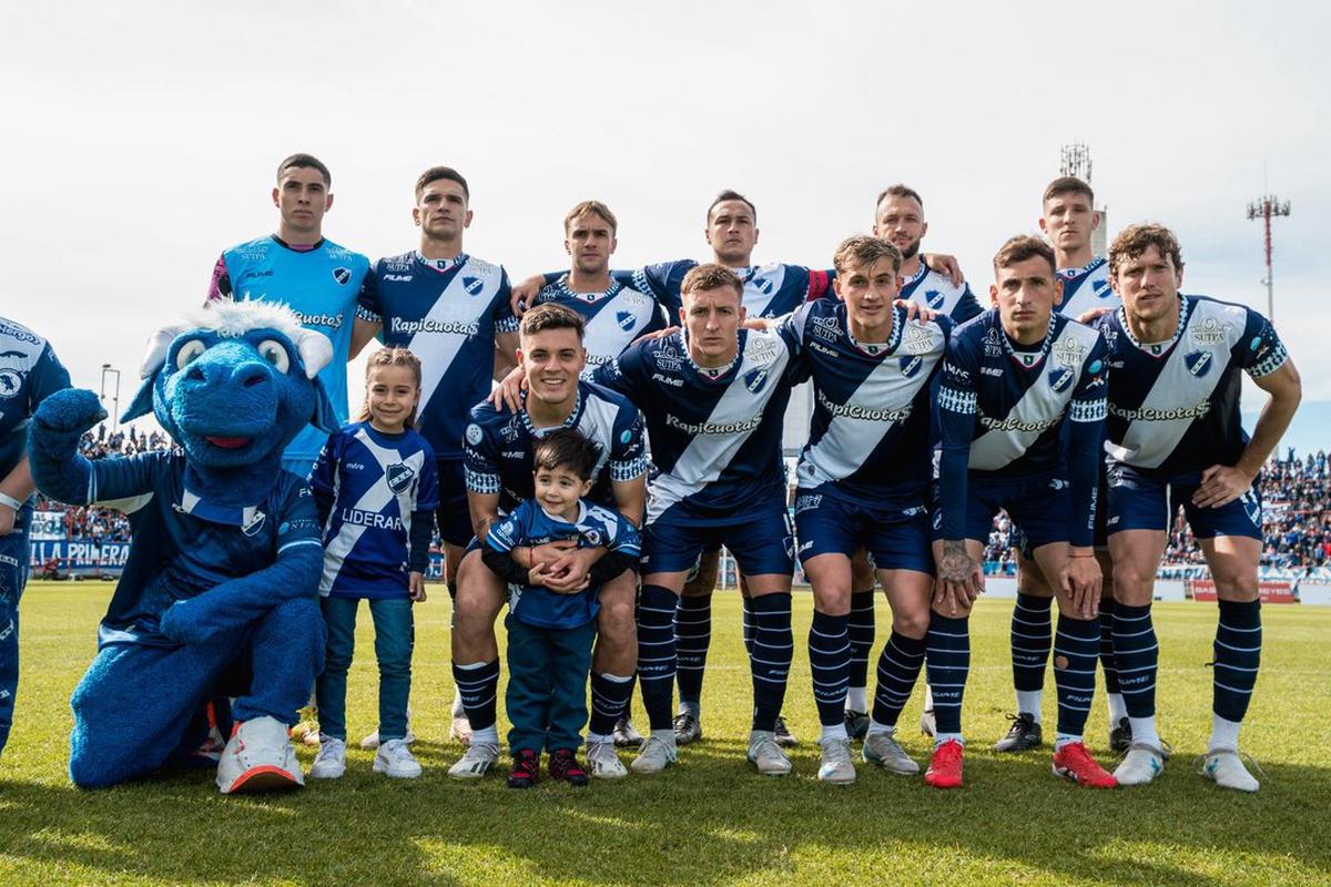 Alvarado buscará un triunfo y una derrota de Almagro para mantener la categoría.