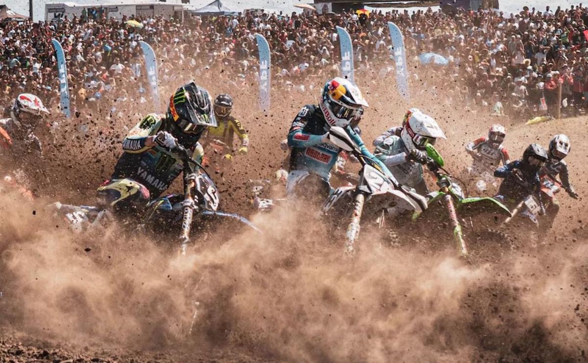 Una emocionante carrera del Campeonato Mundial de Motocross en la sede de Rio Negro.