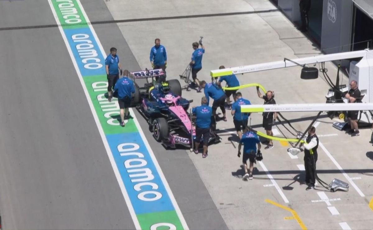 El A526 de Franco Colapinto en boxes.