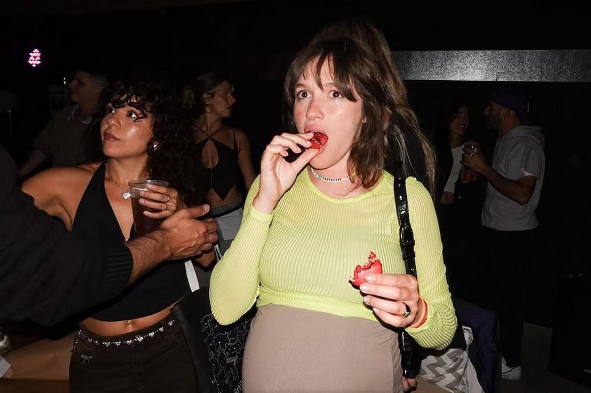 FOTO: Lali en su festejo de 33. (Foto: Instagram)