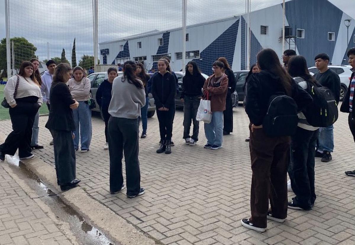 Liga Educación trabaja desde la alfabetización hasta la universidad.