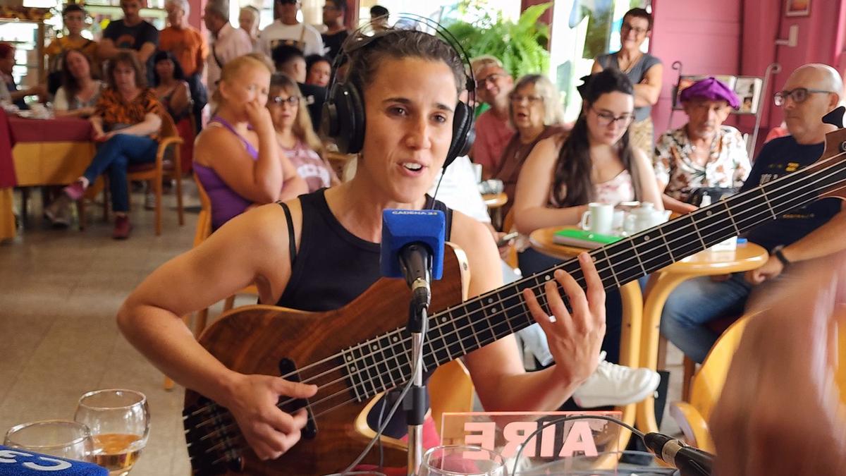 AUDIO: Clara Cantore regresa a Latinoamérica con su gira folklórica