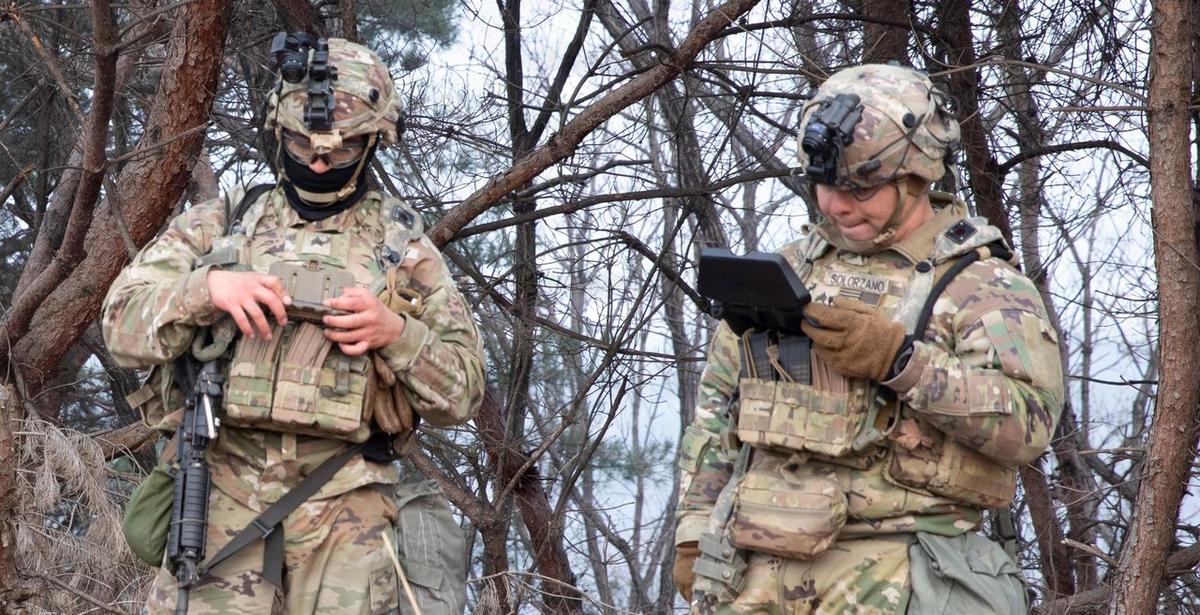 Más de 10.000 soldados estadounidenses imponen un bloqueo a los buques que entran y salen de puertos iraníes.