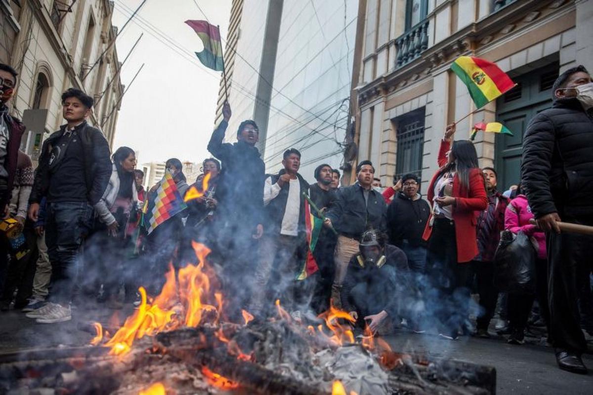 El politólogo Franklin Pareja examina las causas del conflicto social y político
