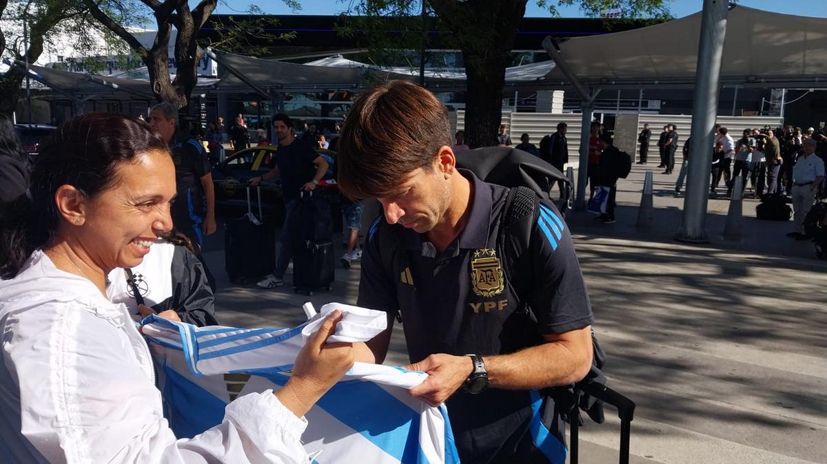 La Sub 20 llegó al país tras el subcampeonato en Chile. 