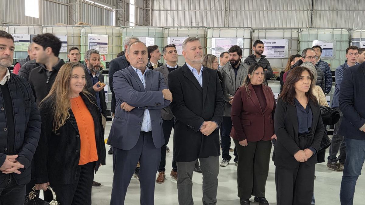 Holcim inauguró una planta de aditivos en Córdoba.