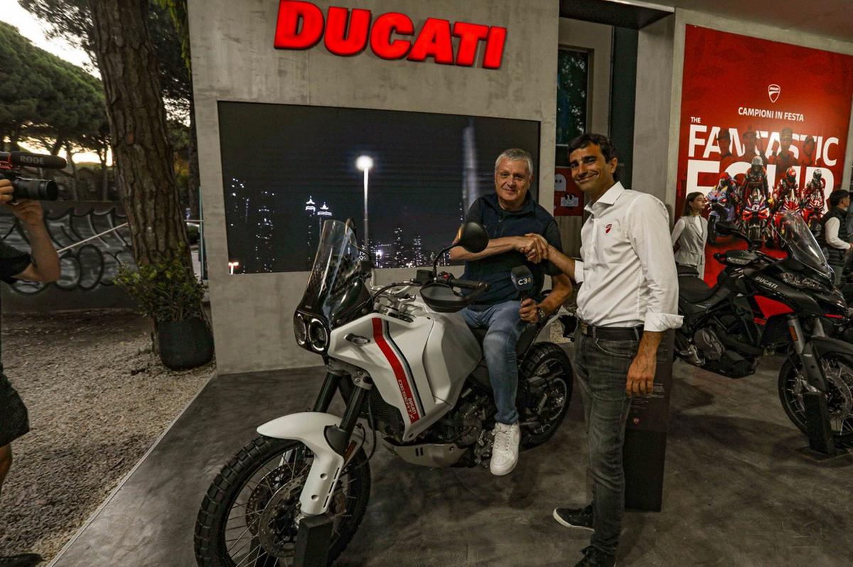 FOTO: Ducati con nuevos productos para 2025: Desert X